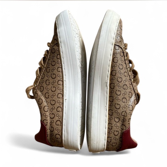 Guess Women’s Sneakers size 7 - Picture 5 of 8